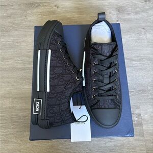 Men’s Dior B23 Black Sneakers/shoes